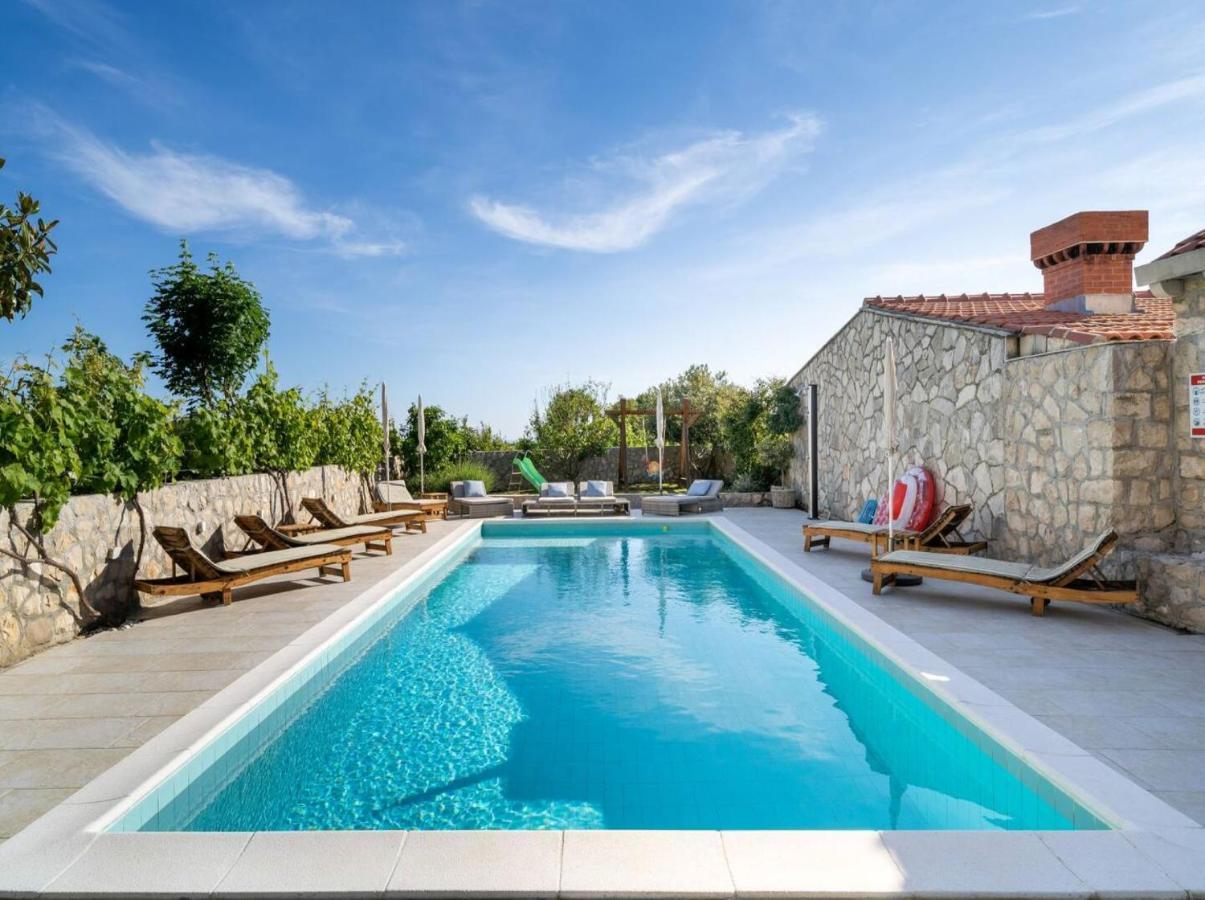 Villa Joe Čilipi Exteriör bild