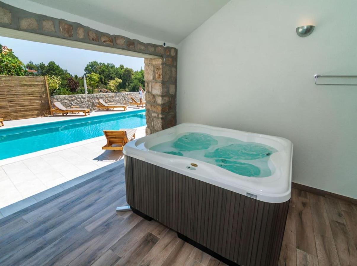 Villa Joe Čilipi Exteriör bild
